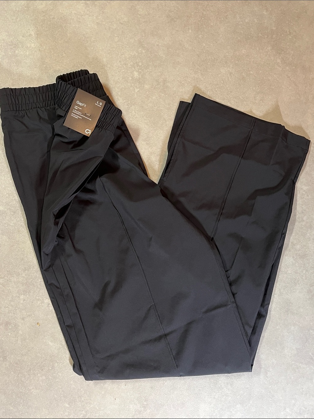 NEW GAP Black Athletic Pants
Large long
Lightweight stretch
$89.95 retail